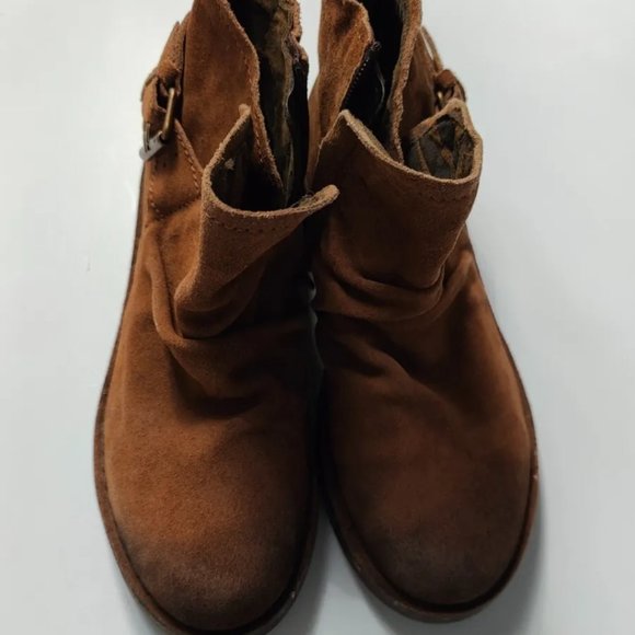 Fly London Neba Bootie Ankle Boot Buckle Suede Distressed Size US 7.5 / EU 38 - Picture 2 of 6